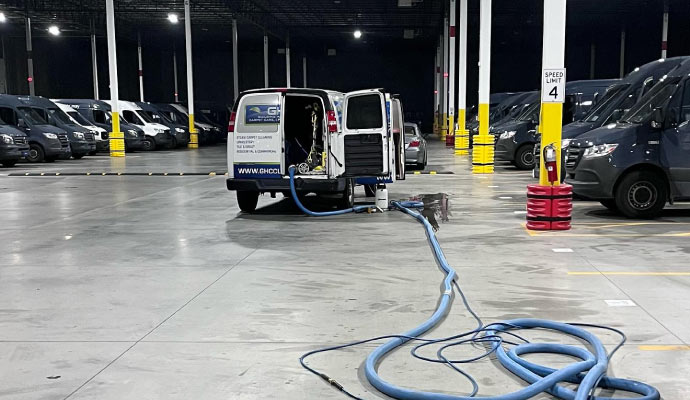 Warehouse floor cleaning service